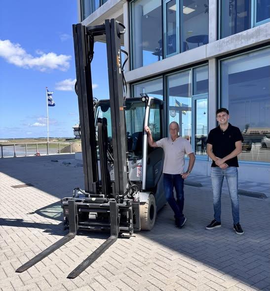 STILL elektrische vorkheftruck RX 60-25 en reachtruck  FM-X25 voor Multraship Terneuzen